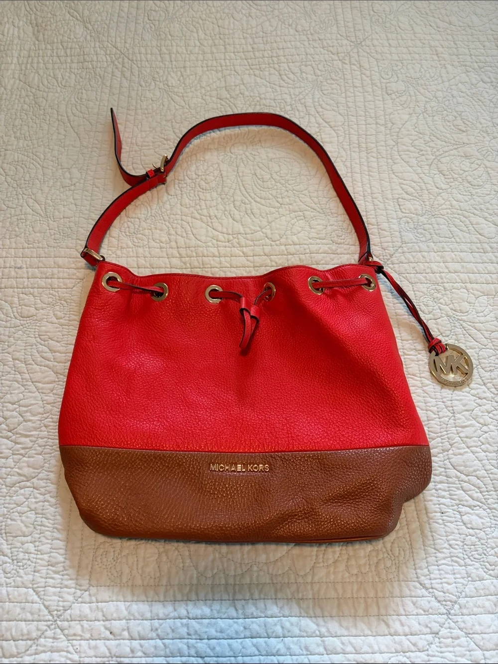 Michael Kors Jules Bucket Handbag - Drawstring Hobo